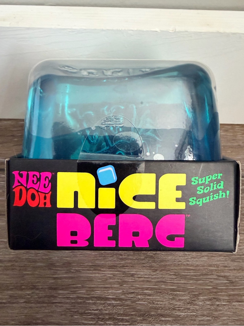 NeeDoh Nice Berg Super Solid Squish Blue